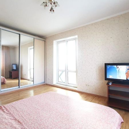 Lavina Mall Apartments 4 수미 외부 사진