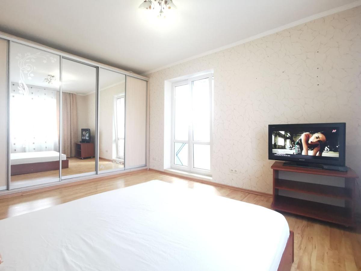Lavina Mall Apartments 4 수미 외부 사진